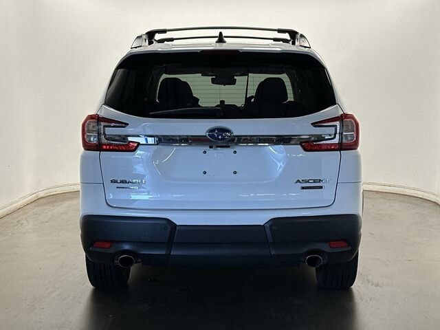 2023 Subaru Ascent Touring photo 4