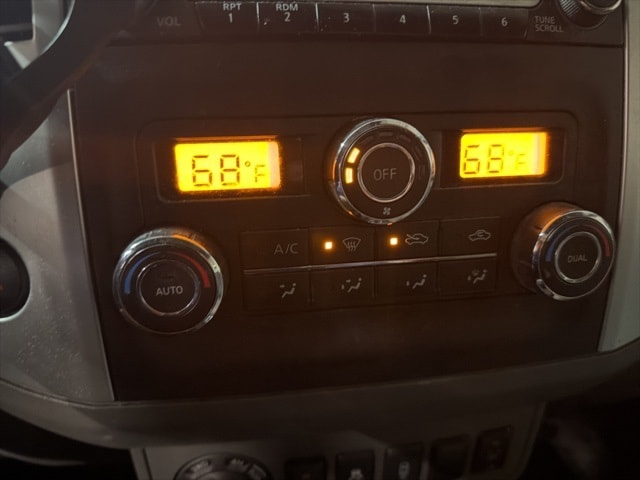 Thumbnail: 2015 Nissan Frontier - 17