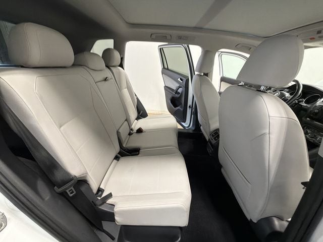 Thumbnail: 2018 Volkswagen Tiguan - 26