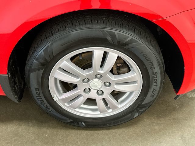 Thumbnail: 2015 Chevrolet Sonic - 4