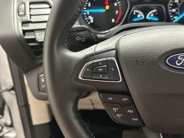 Thumbnail: 2019 Ford Escape - 8