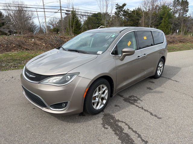2018 Chrysler Pacifica Touring Plus -
                  Moon Township, PA