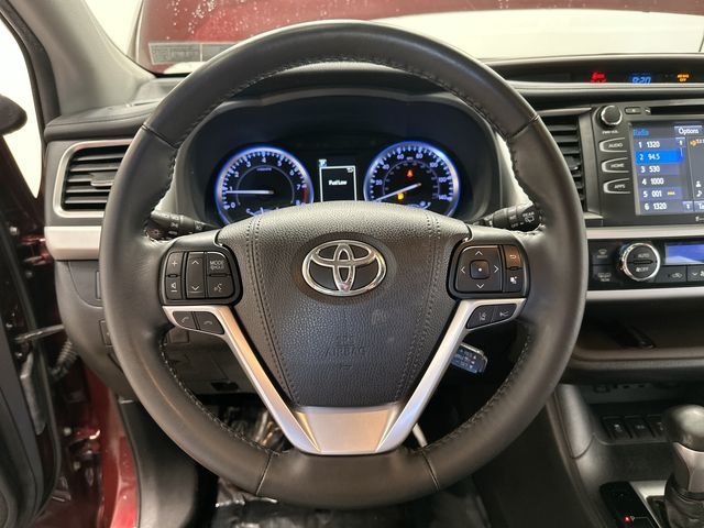2019 Toyota Highlander XLE - Photo 8