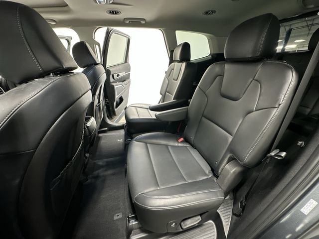 Thumbnail: 2024 Kia Telluride - 21