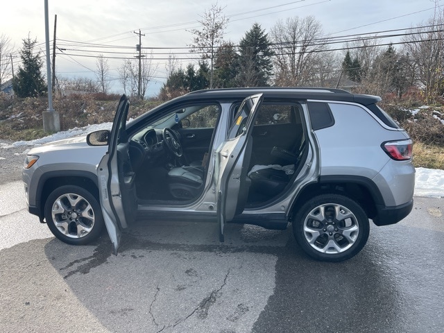 Thumbnail: 2020 Jeep Compass - 14