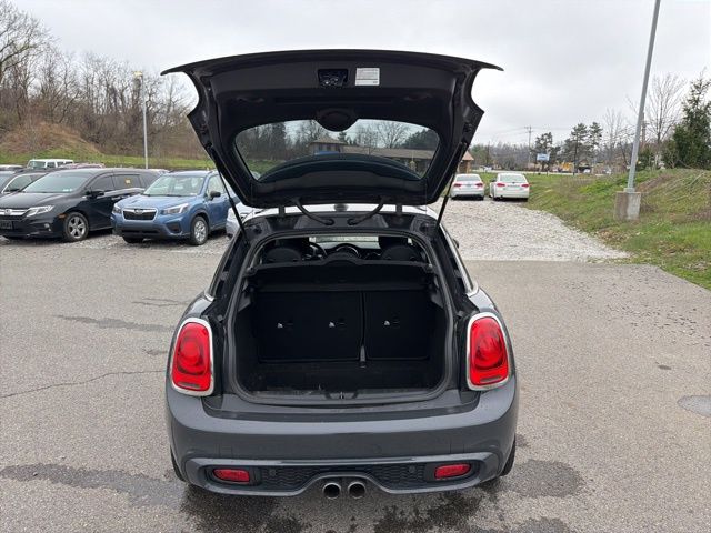 Thumbnail: 2019 MINI Cooper Hardtop - 11