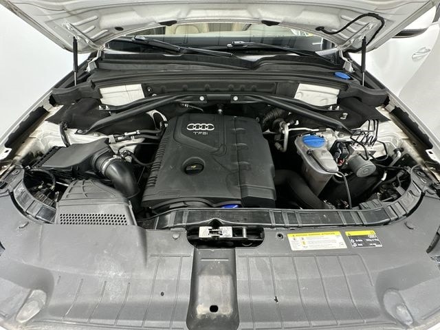 Thumbnail: 2016 Audi Q5 - 26