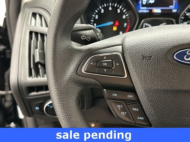 Thumbnail: 2016 Ford Focus - 8