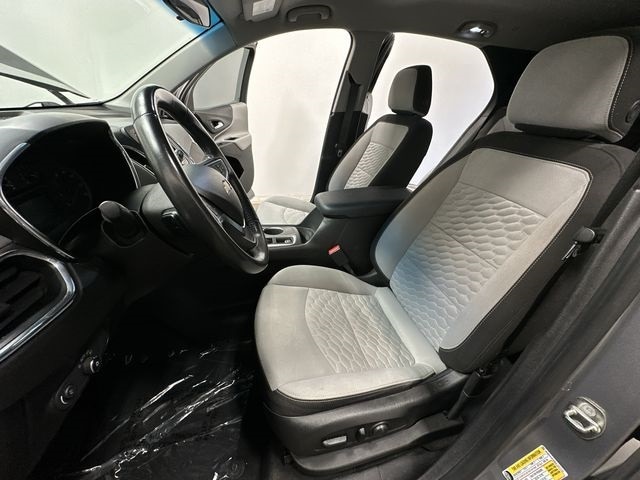 Thumbnail: 2018 Chevrolet Equinox - 16