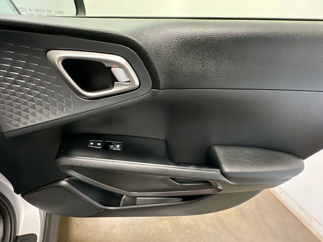Thumbnail: 2020 Kia Soul - 21