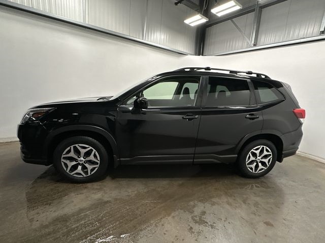 Thumbnail: 2022 Subaru Forester - 2