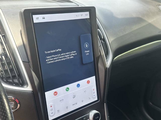 2021 Ford Edge ST-Line - Photo 24