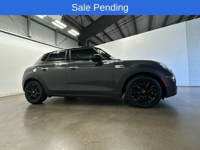 Thumbnail: 2019 MINI Cooper Hardtop - 3