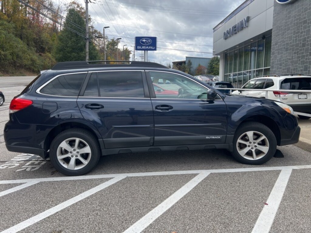 Used 2014 Subaru Outback 2.5i Premium SUV