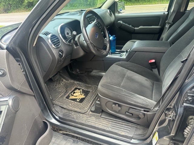 Thumbnail: 2009 Ford Explorer Sport Trac - 6
