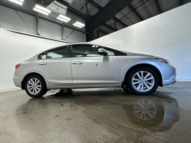 Thumbnail: 2012 Honda Civic - 3