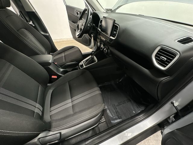 Thumbnail: 2022 Hyundai Venue - 20