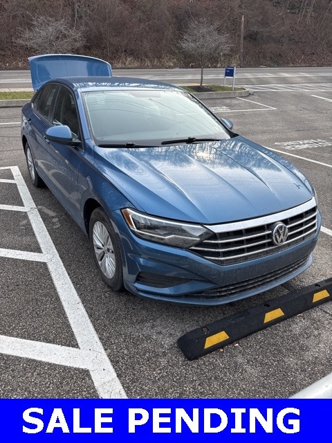 Thumbnail: 2019 Volkswagen Jetta - 1