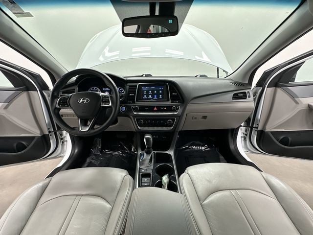 Thumbnail: 2018 Hyundai Sonata - 19