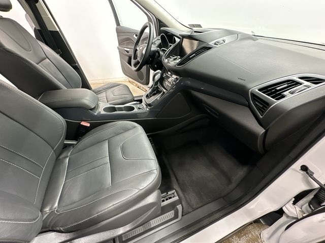 Thumbnail: 2013 Ford Escape - 21