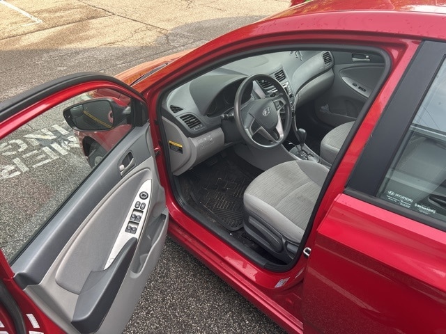 Thumbnail: 2015 Hyundai Accent - 8
