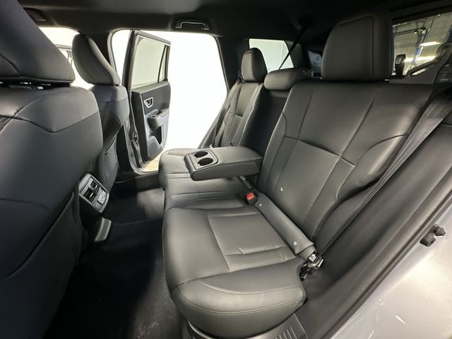 Thumbnail: 2026 Subaru Outback - 19