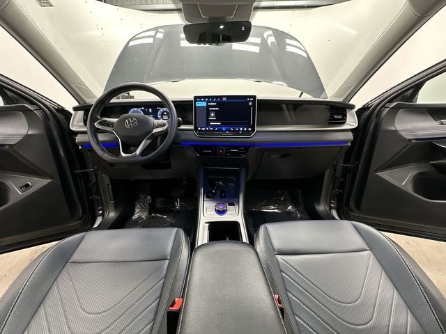 Thumbnail: 2025 Volkswagen Tiguan - 20