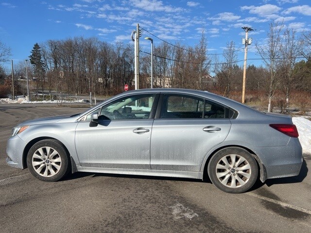 Thumbnail: 2015 Subaru Legacy - 15