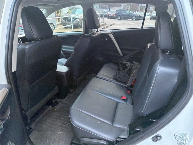 Thumbnail: 2013 Toyota RAV4 - 10