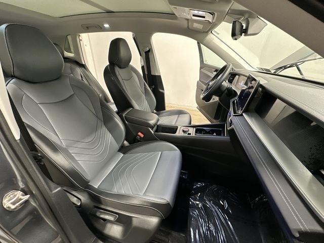 Thumbnail: 2025 Volkswagen Tiguan - 22