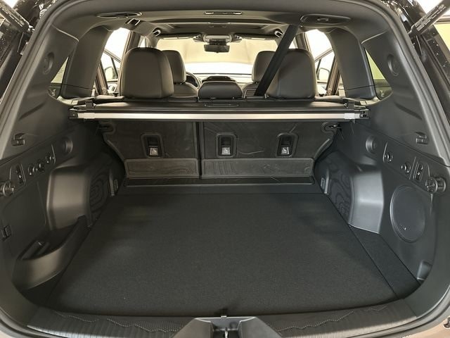 Thumbnail: 2025 Subaru Forester - 25