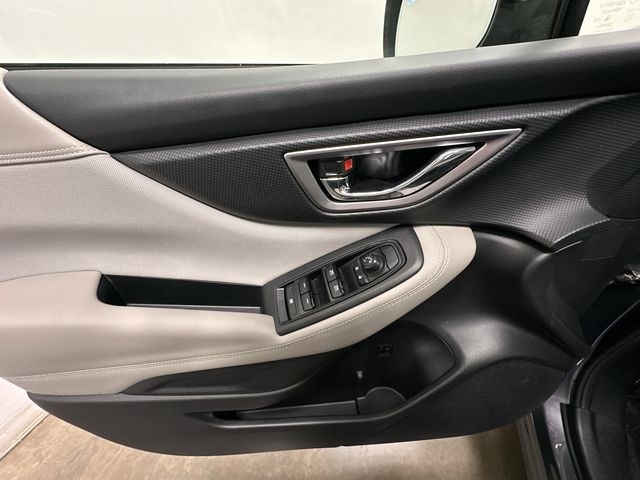 2022 Subaru Forester Premium 18
