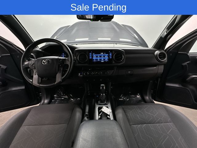 Thumbnail: 2018 Toyota Tacoma - 20