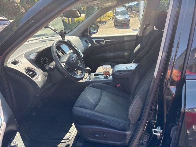 Thumbnail: 2019 Nissan Pathfinder - 10