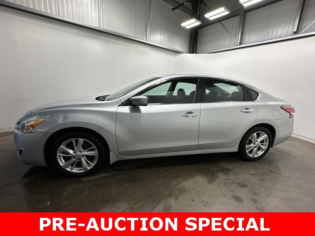 Thumbnail: 2013 Nissan Altima - 2