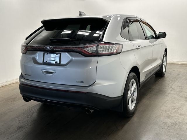 Thumbnail: 2016 Ford Edge - 31