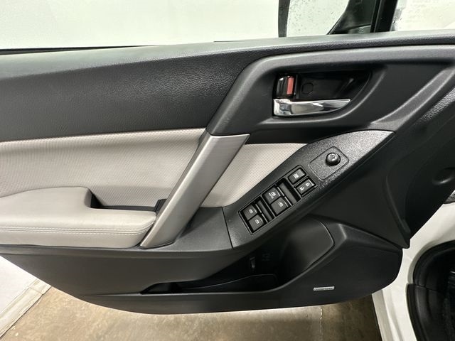 Thumbnail: 2016 Subaru Forester - 18