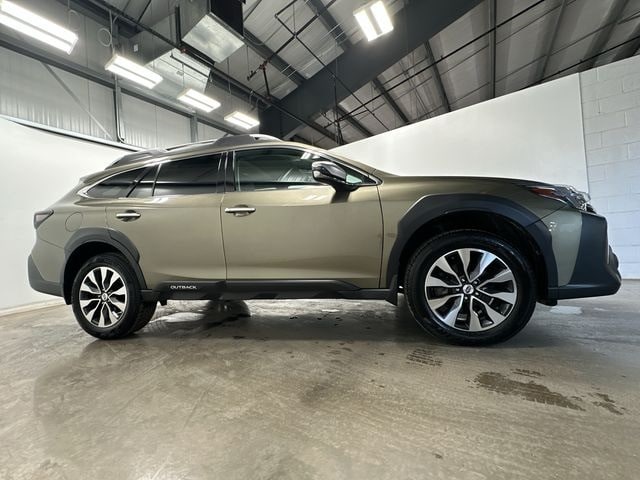 Thumbnail: 2024 Subaru Outback - 3