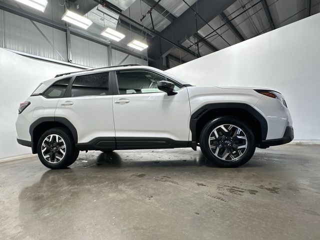 Thumbnail: 2025 Subaru Forester - 3