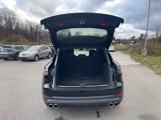 Thumbnail: 2019 Porsche Cayenne - 10
