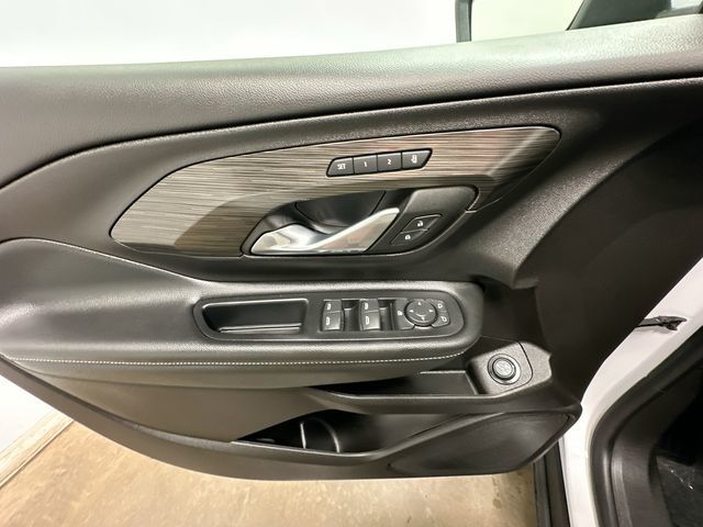 Thumbnail: 2024 GMC Terrain - 17