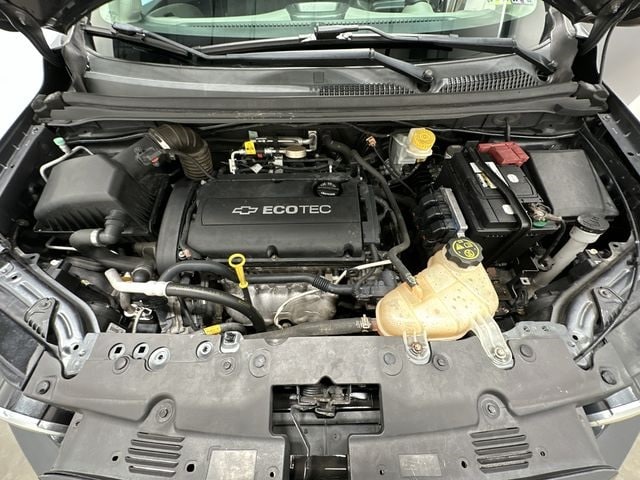 Thumbnail: 2013 Chevrolet Sonic - 22