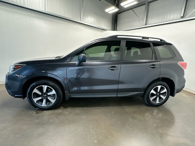 Used 2018 Subaru Forester Base with VIN JF2SJABC5JH580983 for sale in Carnot-Moon, PA