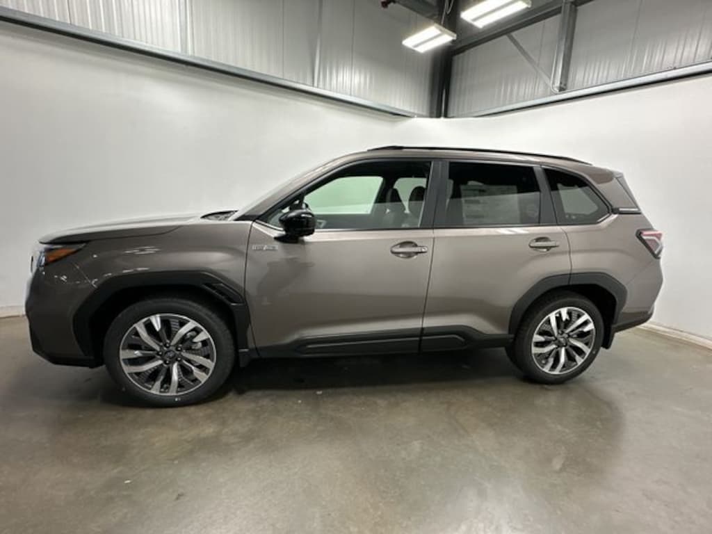 New 2025 Subaru Forester Hybrid Touring SUV