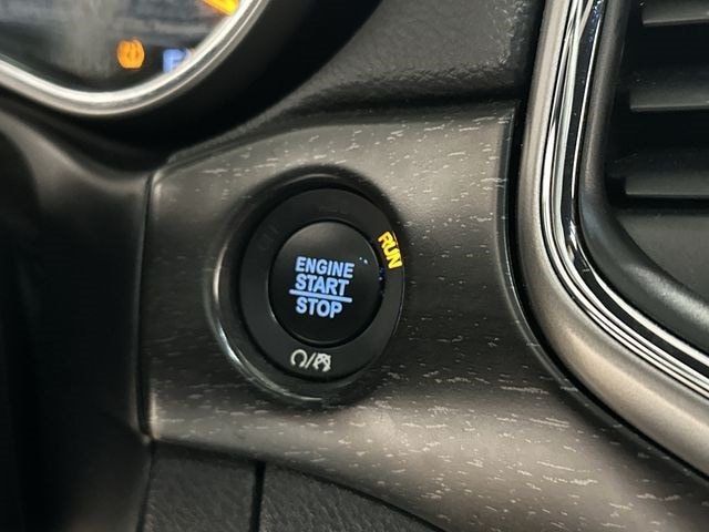 Thumbnail: 2018 Jeep Grand Cherokee - 10