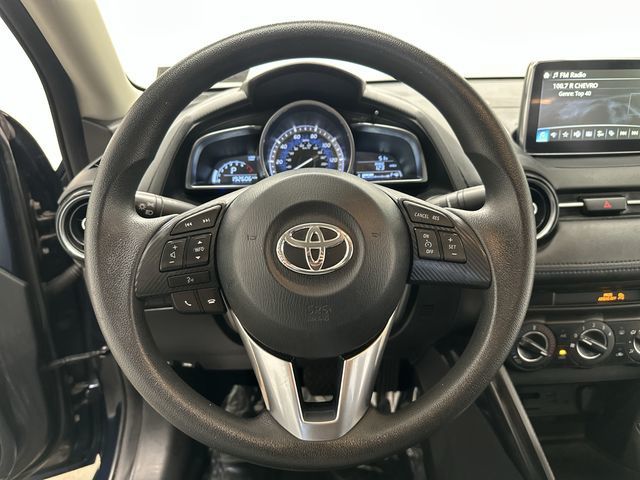 Thumbnail: 2017 Toyota Yaris iA - 7