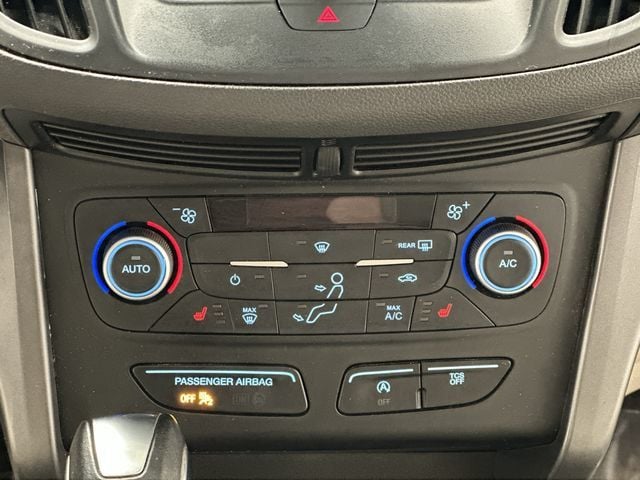 Thumbnail: 2019 Ford Escape - 14