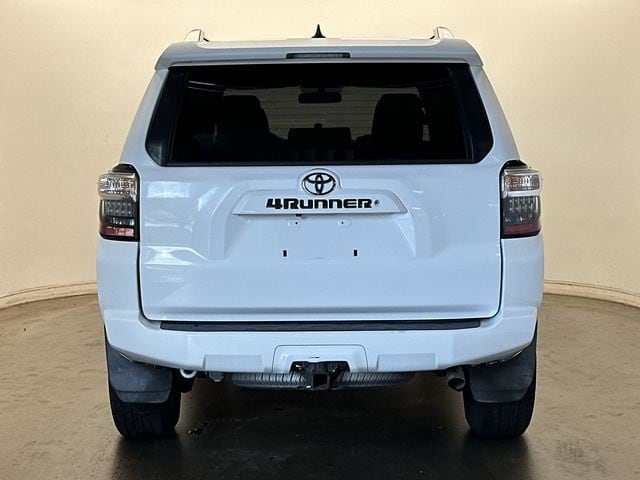 Thumbnail: 2015 Toyota 4Runner - 4
