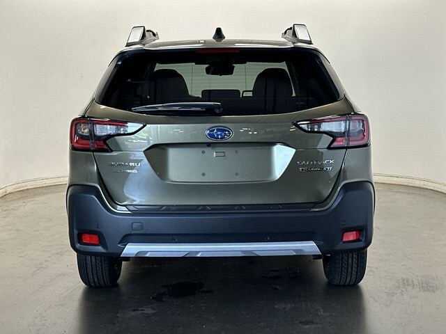 2025 Subaru Outback Touring XT photo 4