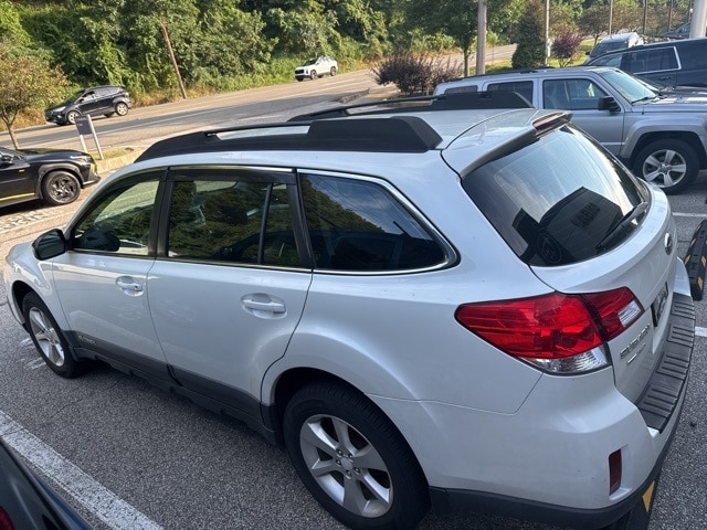 Thumbnail: 2014 Subaru Outback - 3